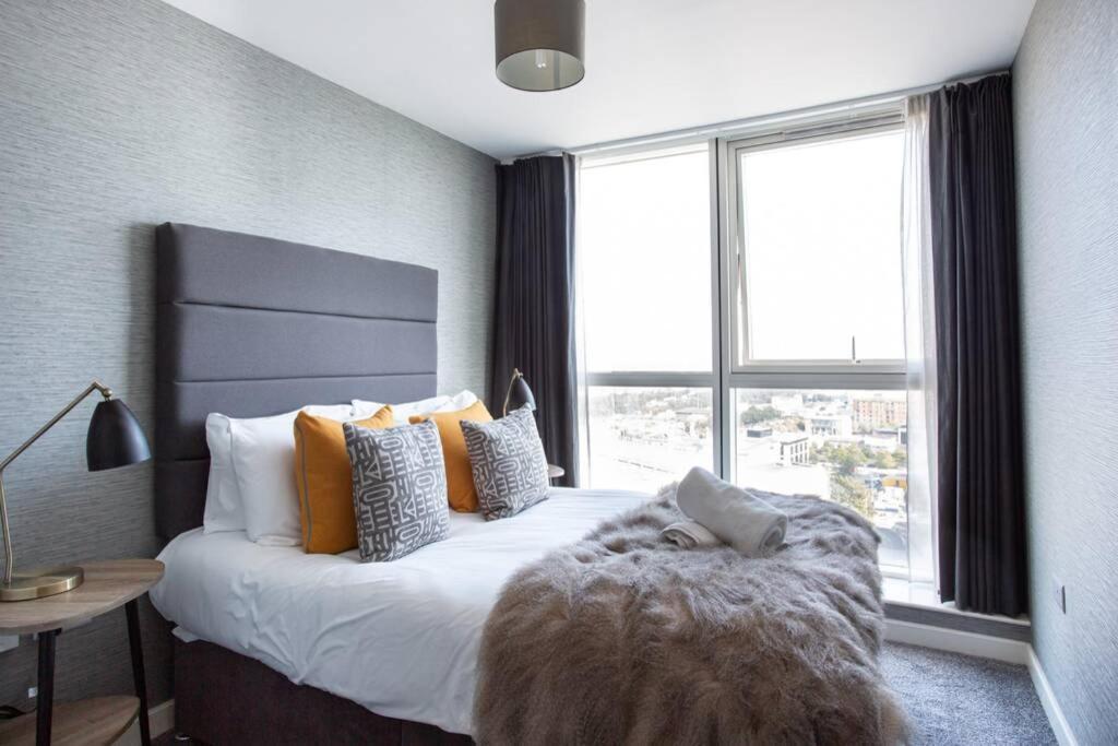 Titanic & City Views, Ultra Luxury City Parking 贝尔法斯特 外观 照片